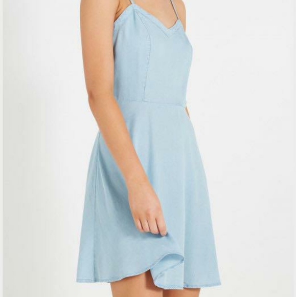 Cotton On chambray woven Krissy dress - Picture 2 of 8